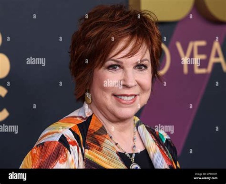 Vicki Lawrence (TV Actress) - Age, Birthday, Bio, Facts, Family, Net Worth, Height & More