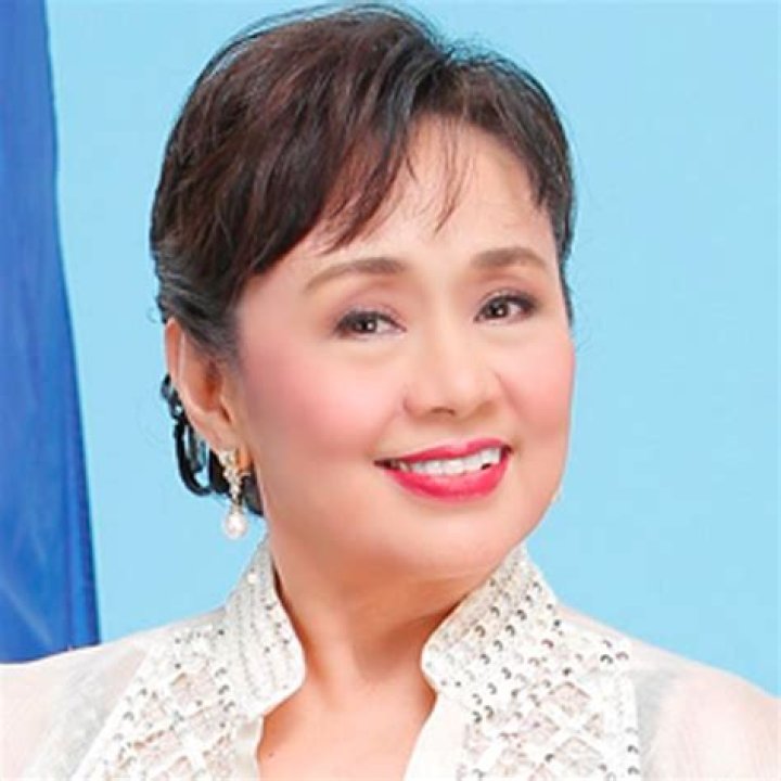 Vilma Santos (Movie Actress) - Age, Birthday, Bio, Facts, Family, Net Worth, Height & More