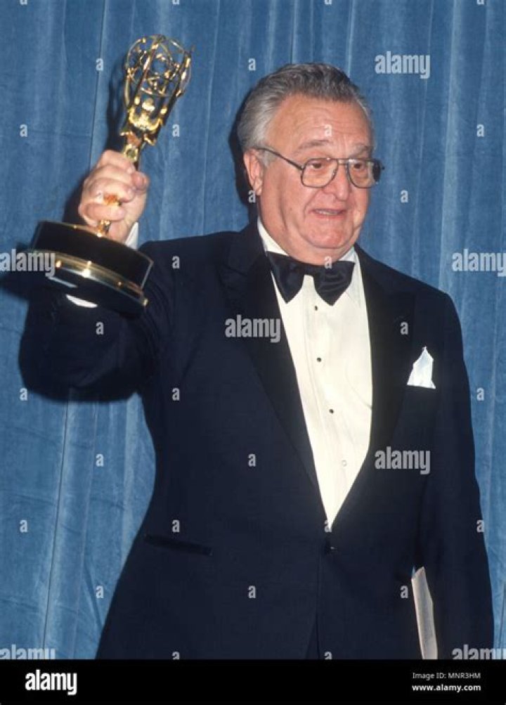 How tall was Vincent Gardenia