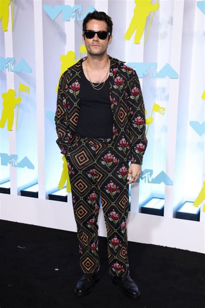 Celebrities Dressed to Impress at the 2022 MTV Video Music Awards: Red Carpet Photos