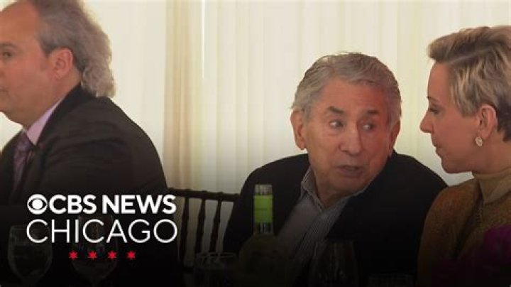 Walter Jacobson (TV Show Host) - Age, Birthday, Bio, Facts, Family, Net Worth, Height & More