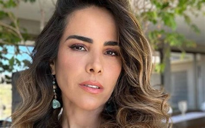 Wanessa Camargo biografía, edad, altura, esposa, net worth, familia