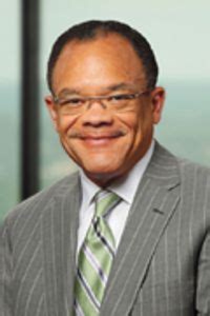 Waverly D. Crenshaw Jr. Biography, Age, Height, Wife, Net Worth, Family