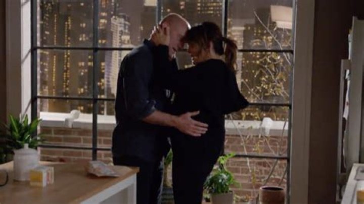 What episode does Stabler and Benson kiss? – Celebrity.fm – #1 Official Stars, Business & People Network, Wiki, Success story, Biography & Quotes