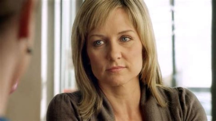 ¿Qué pasó Amy Carlson?
