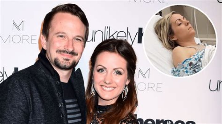 What Happened to Carly Waddell? ‘Bachelor’ Star Shares Details on Mystery Illness After Hospital Visit