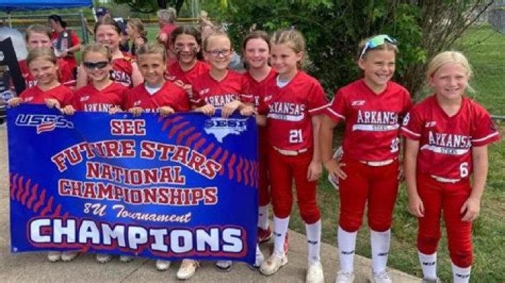 
What Happened To Kate Marty? Waterloo Wisconsin Softball Player Passed Away In Car Accident 