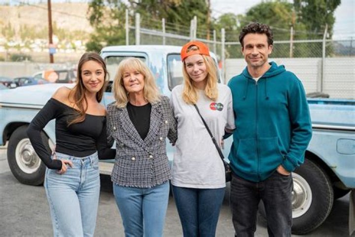 What Happened To Mary Jo Buttafuoco And Where Is She Today? Dark Side Of The 90s Explores Her Story