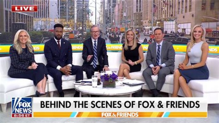 What happened to Sandra Smith on Fox News morning show?