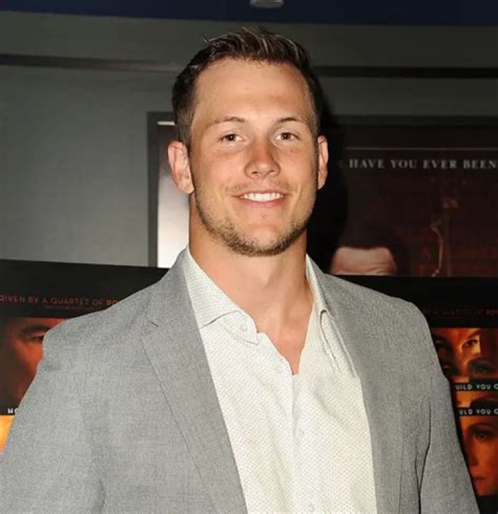 What is Andrew East salary? – Celebrity.fm – #1 Official Stars, Business & People Network, Wiki, Success story, Biography & Quotes