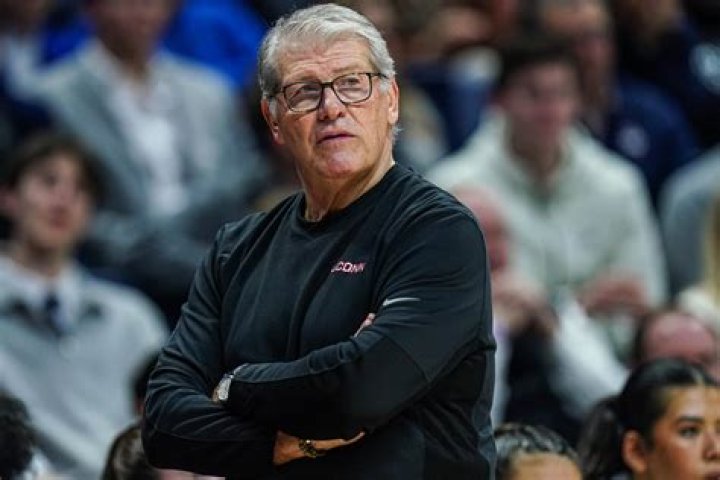 What is Geno Auriemma’s salary? – Celebrity.fm – #1 Official Stars, Business & People Network, Wiki, Success story, Biography & Quotes