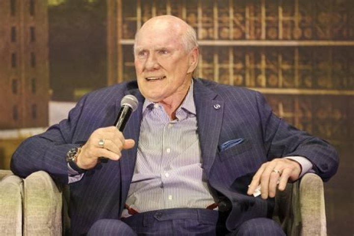 What is Terry Bradshaw’s annual salary?