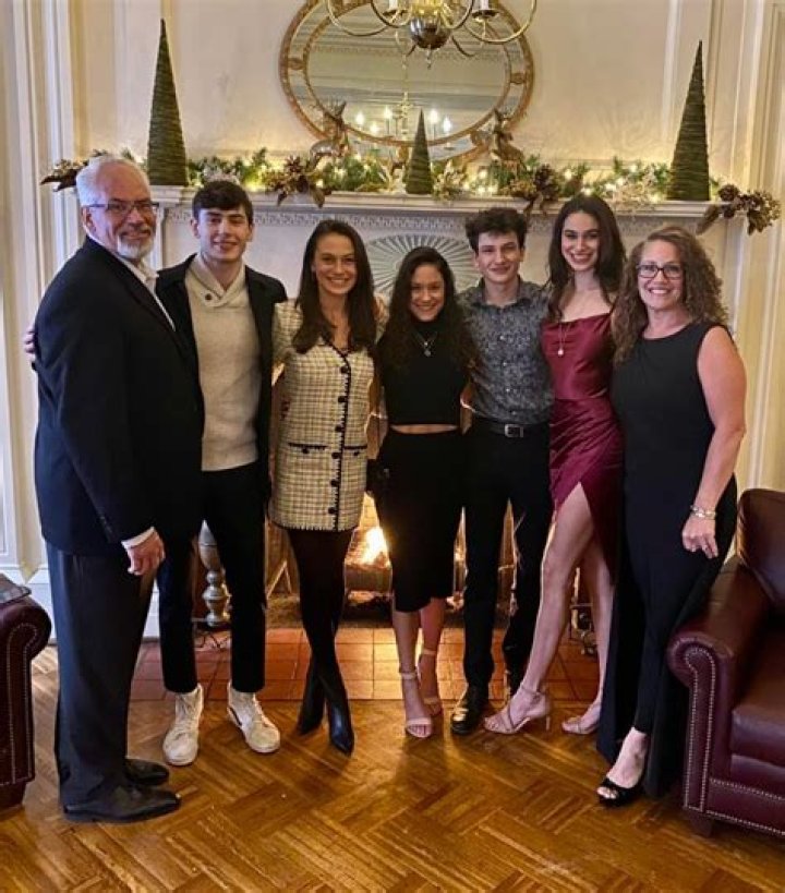 Who Are Aubrey Paige Parents Shannon Cornell And David Petcosky? Meet Ryan Seacrest Girlfriend Family