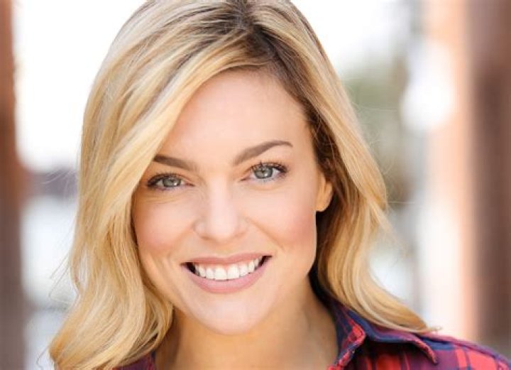 
Who Are Carly Reeves Parents | Ethnicity And Religion 