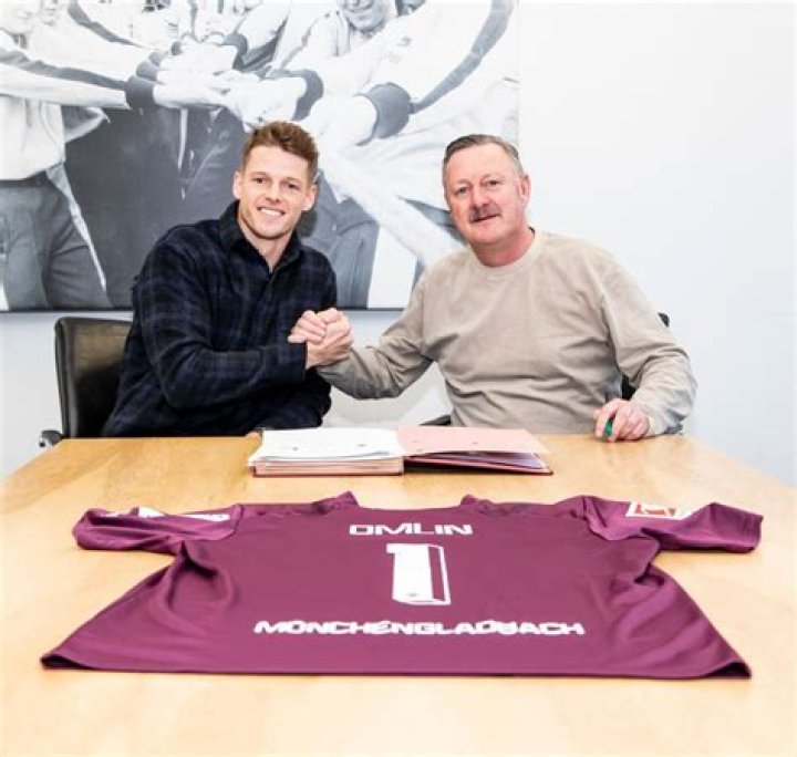 
Who are Jonas Omlins Parents? Jonas Omlin Biography, Parents Name, Nationality and More 