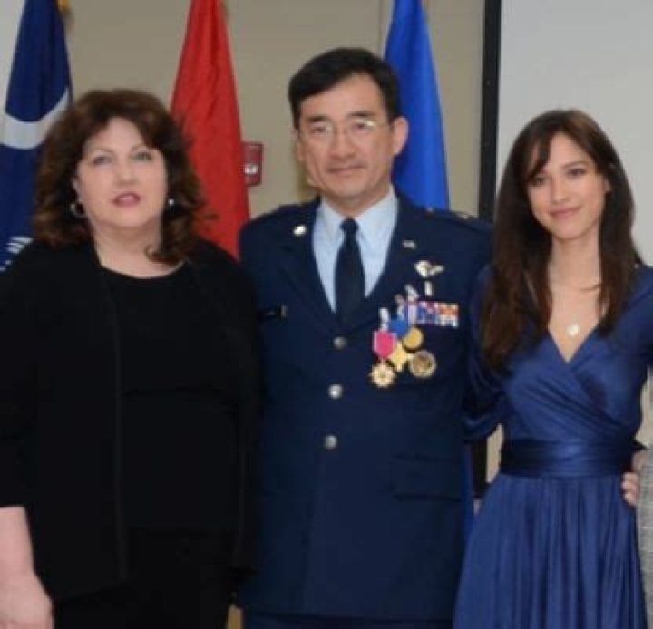 Who are Kelsey Asbille s Parents? Kelsey Asbille Biography, Parents Name, Nationality and More