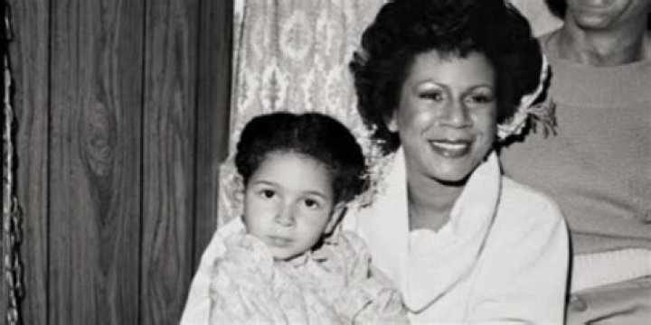 
Who Are Maya Rudolph’s Parents? A Look into Her Family Life and Sibling 