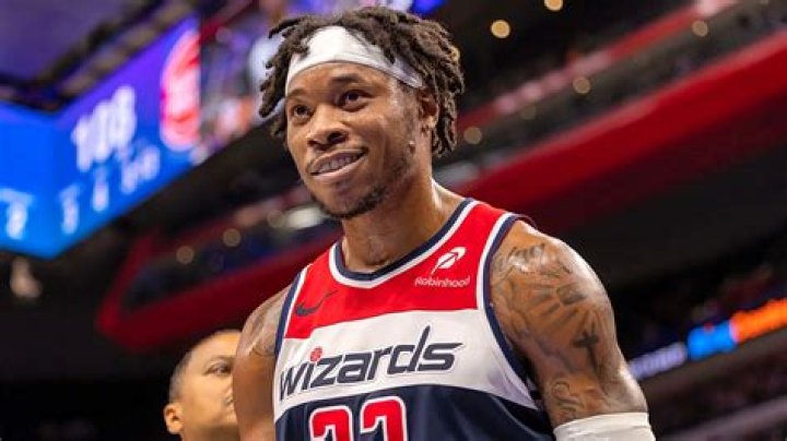 
Who are Richaun Holmess Parents? Richaun Holmes Biography, Parents Name, Nationality and More 