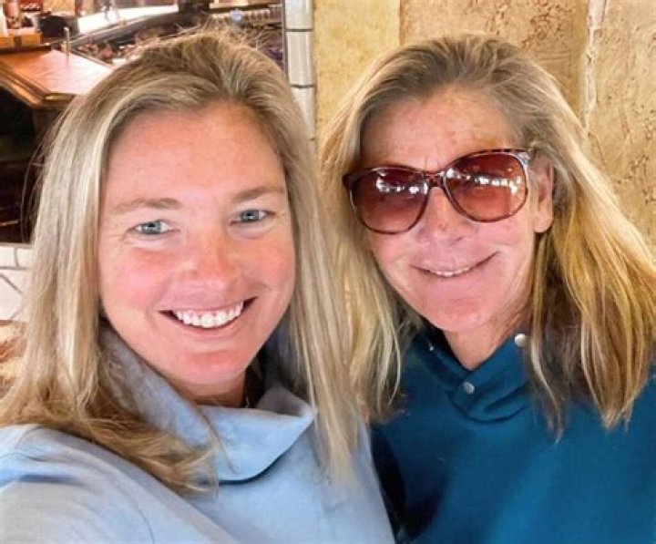 
Who Are Robert Mullarkey And Tauna Vandeweghe? CoCo Vandeweghe Parents On Instagram 
