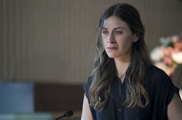 Who does Murphy end up with In the Dark? – Celebrity.fm – #1 Official Stars, Business & People Network, Wiki, Success story, Biography & Quotes