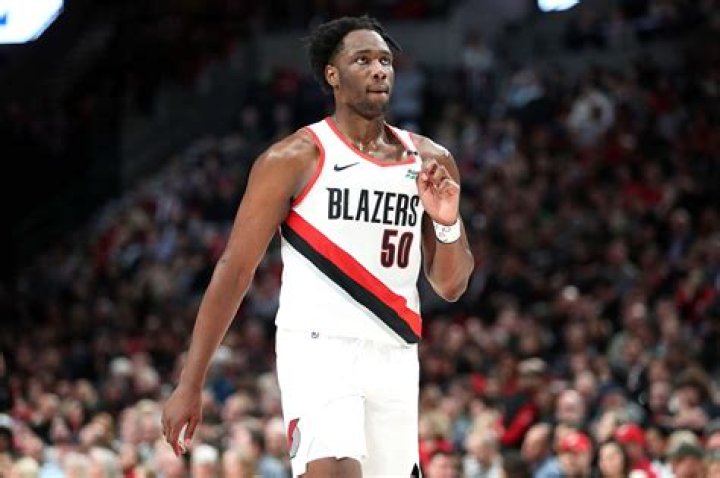 
Who Is Basketball Player Caleb Swanigan Wife? His Dating History 