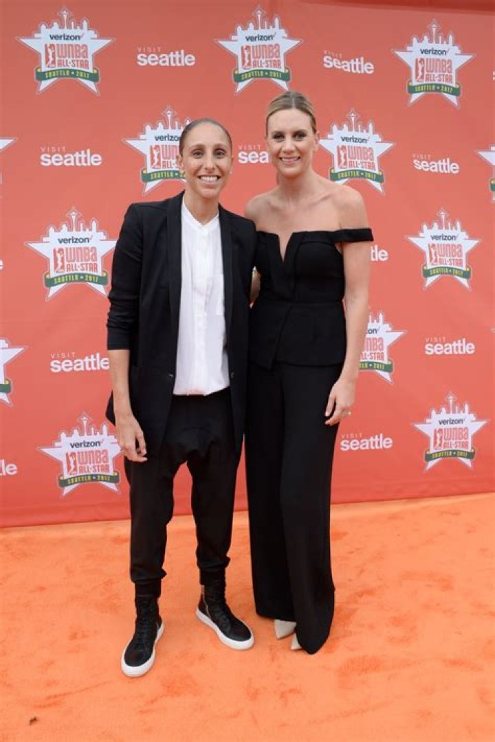Who is Diana Taurasi wife? – Celebrity.fm – #1 Official Stars, Business & People Network, Wiki, Success story, Biography & Quotes