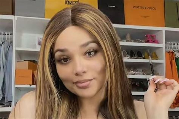 
Who Is Esmeralda Mello? Processo Trabalhista Tiktok Explained 