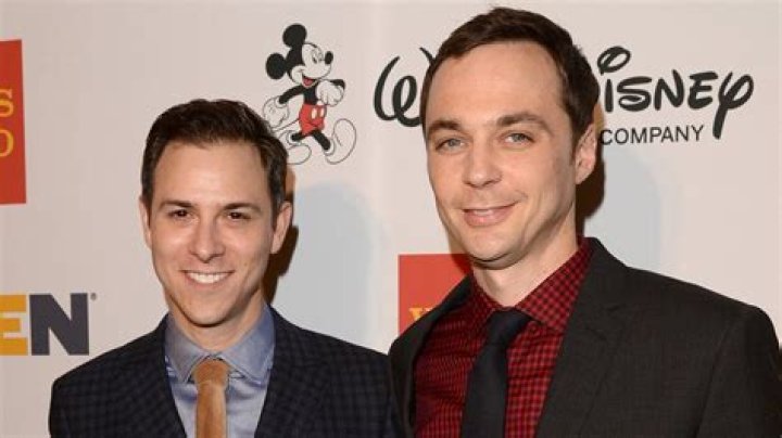 
Who Is Jim Parsons’ Partner? The Big Bang Theory Actor’s Love Interest 