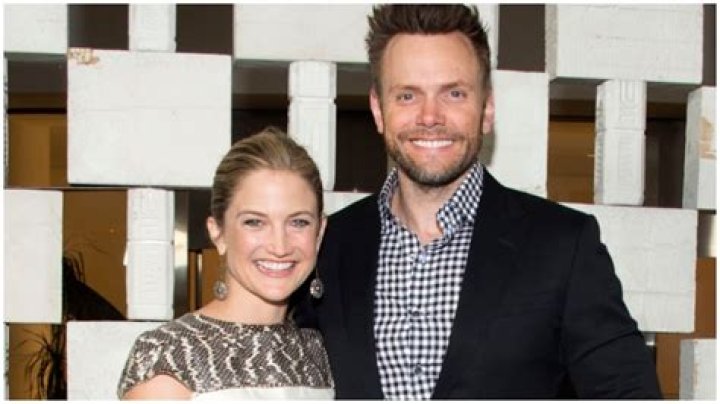 Who is Joel McHale married to? – Celebrity.fm – #1 Official Stars, Business & People Network, Wiki, Success story, Biography & Quotes