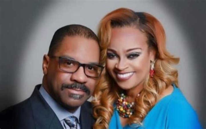 Who is Karen Clark Sheard husband? – Celebrity.fm – #1 Official Stars, Business & People Network, Wiki, Success story, Biography & Quotes