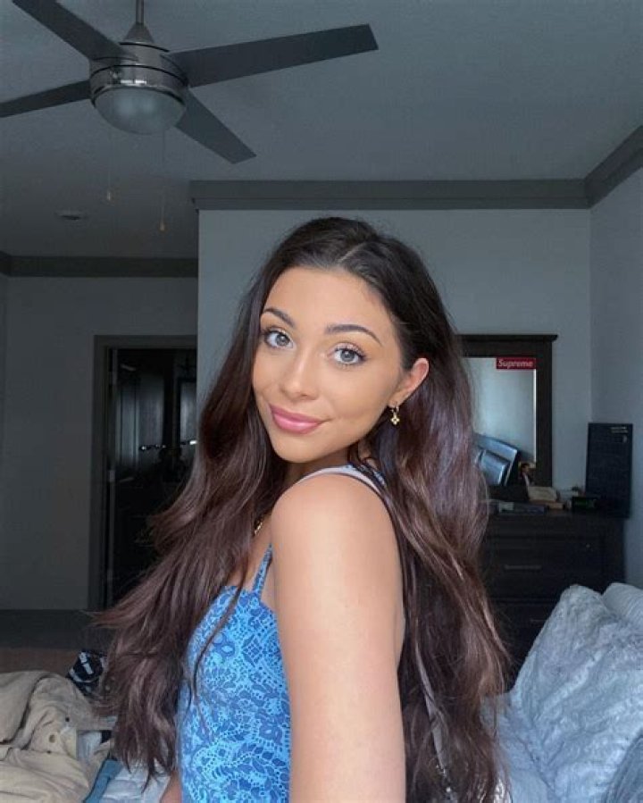 Tko je Kenna Q? – Celebrity.fm