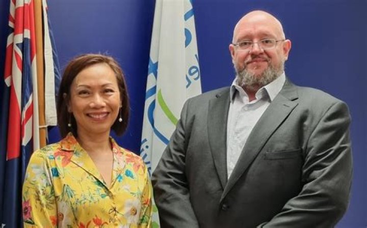 
Who Is MP Dai Le Husband Markus Lambert? Origin And Family Of The Australian Independent Party 