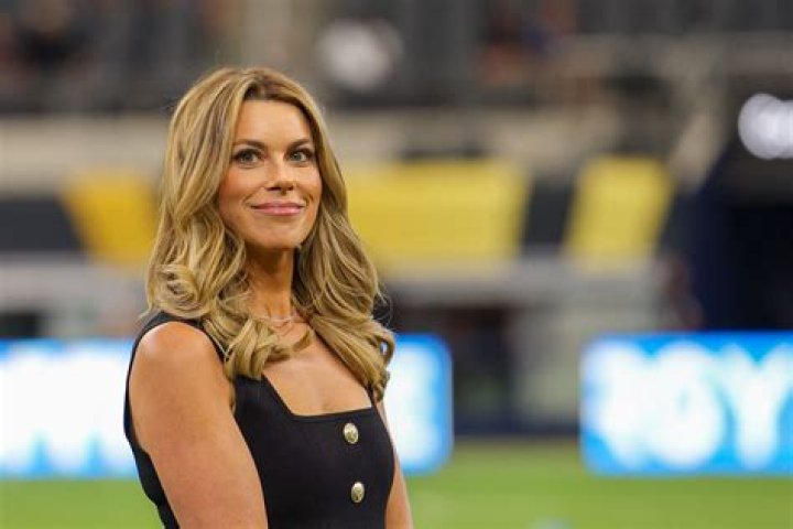 
Who Is Soccer Player Turned Sideline Reporter Jenny Chiu? 