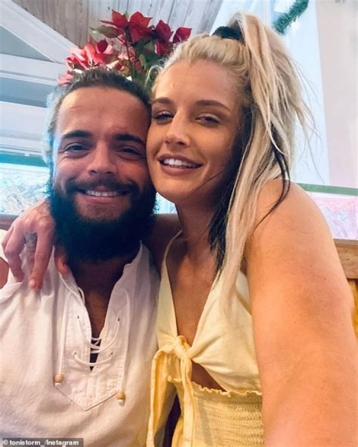 Who Is Toni Storm Boyfriend In 2022? Explore The Beautiful Couple Pictures On Instagram