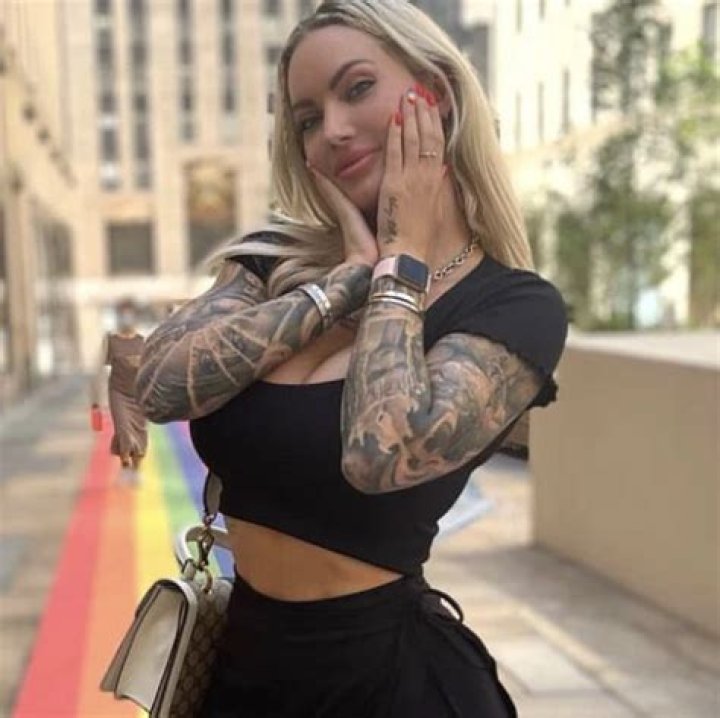 Who is Viking Barbie? All About Kayleigh Swenson