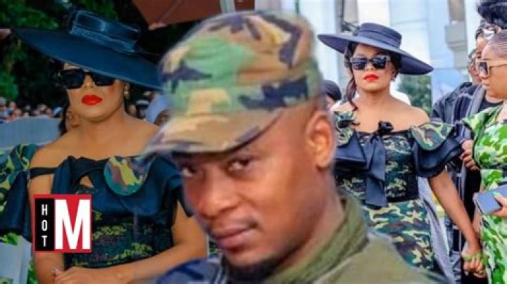 
Who was Arnold Mudau? 