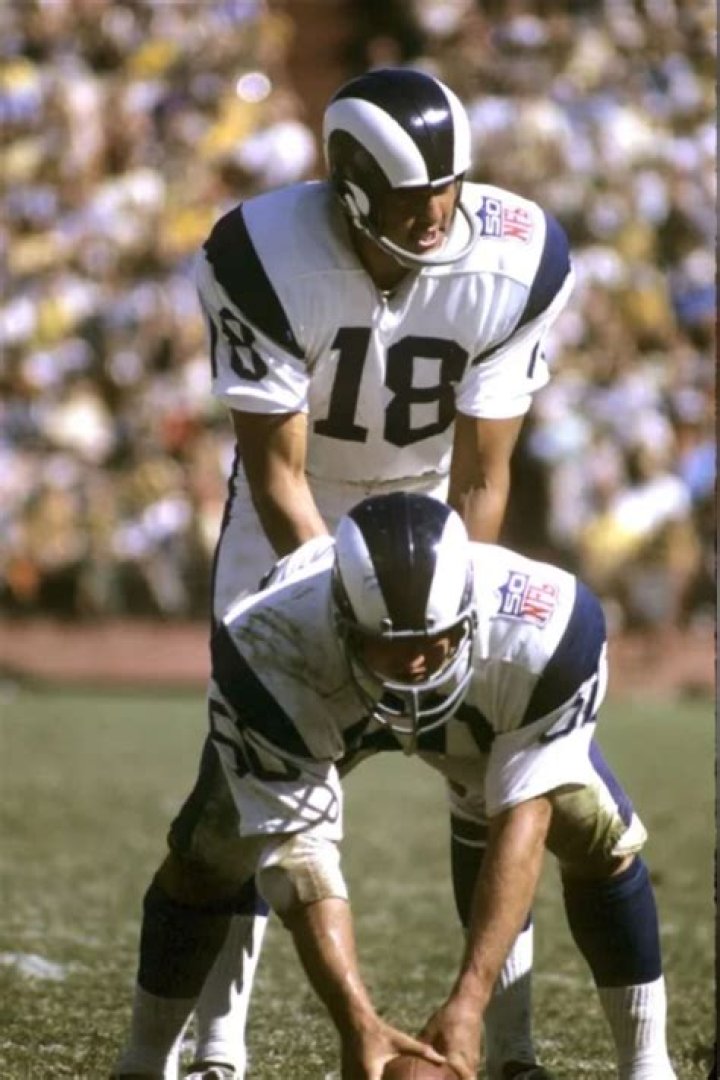 
Who was Tyrone Davis? Age, Death, Cause of Death, Family, Net worth, Wife, Wiki 