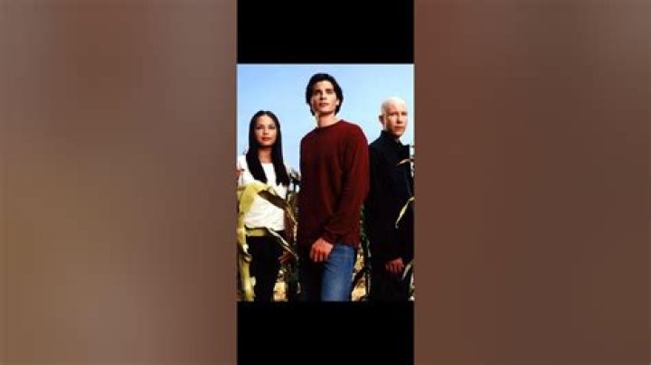 Why did Kristin Kreuk leave Smallville? – Celebrity.fm – #1 Official Stars, Business & People Network, Wiki, Success story, Biography & Quotes