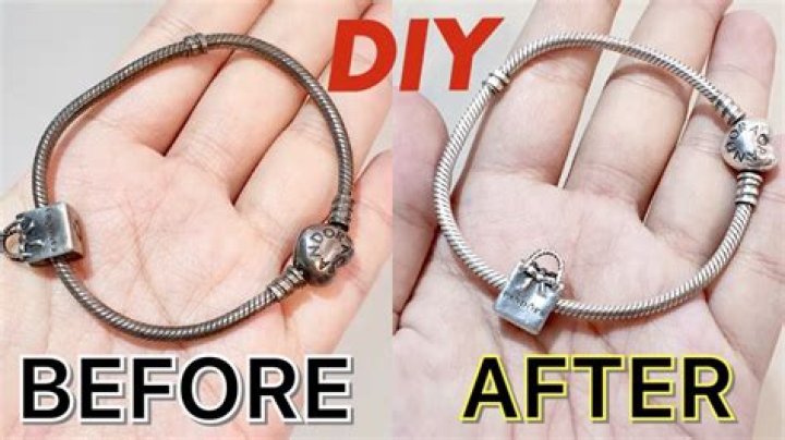 Tại sao vòng tay pandora của tôi lại chuyển sang màu đen?