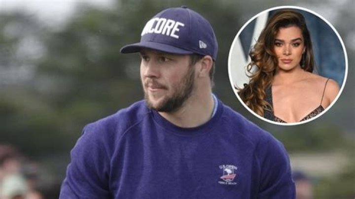 Hailee Steinfeld Is Concerned Josh Allen Won’t Get ‘Used to Attention’: ‘It Puts Pressure on Things’