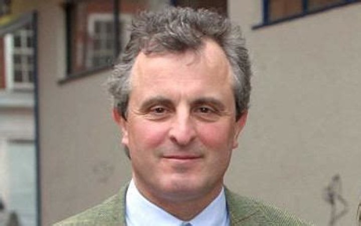 William Astor, 4th Viscount Astor Biography, Age, Height, Wife, Net Worth, Family