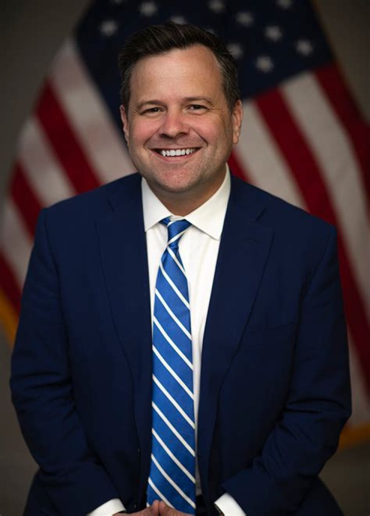 William J. Pulte Biography, Age, Height, Wife, Net Worth and Family