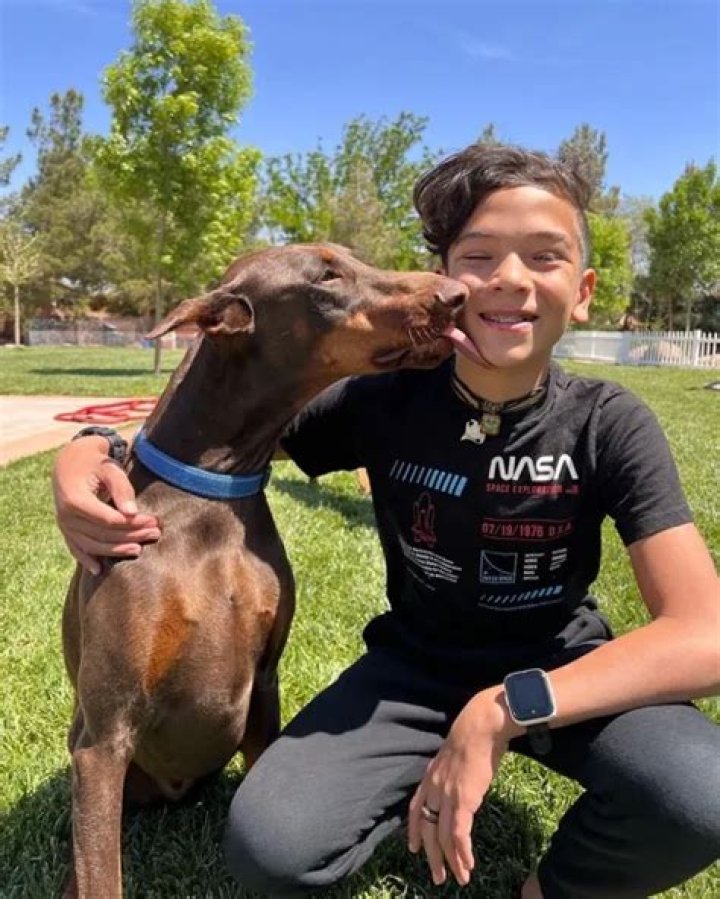 Wyatt Bennett (YouTube Star) - Age, Birthday, Bio, Facts, Family, Net Worth, Height & More