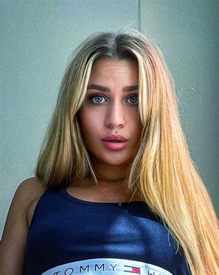 
Yasmine Meier Height, Weight, Net Worth, Age, Birthday, Wikipedia, Who, Nationality, Biography 