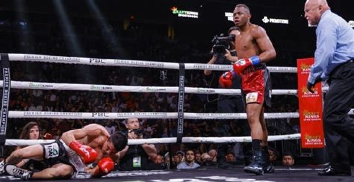 Yoelvis Gomez (Boxer) Height, Weight, Age, Wiki, Biography, Wife, Parents, Family, Net worth & More