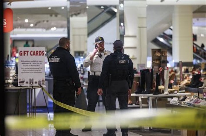 
“You’re going to jail”: Officials issue statement as five people arrested in fatal Mall of America shooting 