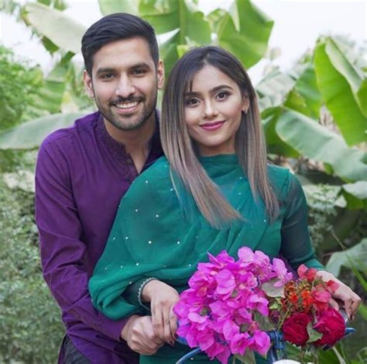 Yumnah Shahid (Instagram Star) - Age, Birthday, Bio, Facts, Family, Net Worth, Height & More