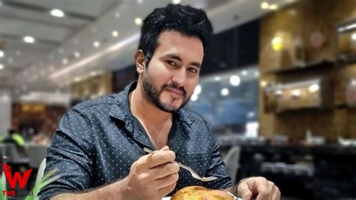 Yuvraj Thakur Height, Weight, Net Worth, Age, Birthday, Wikipedia, Who, Instagram, Biography