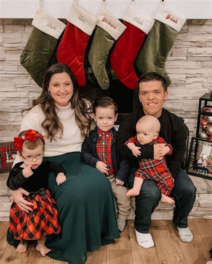 Zach Roloff (Reality Star) - Age, Birthday, Bio, Facts, Family, Net Worth, Height & More