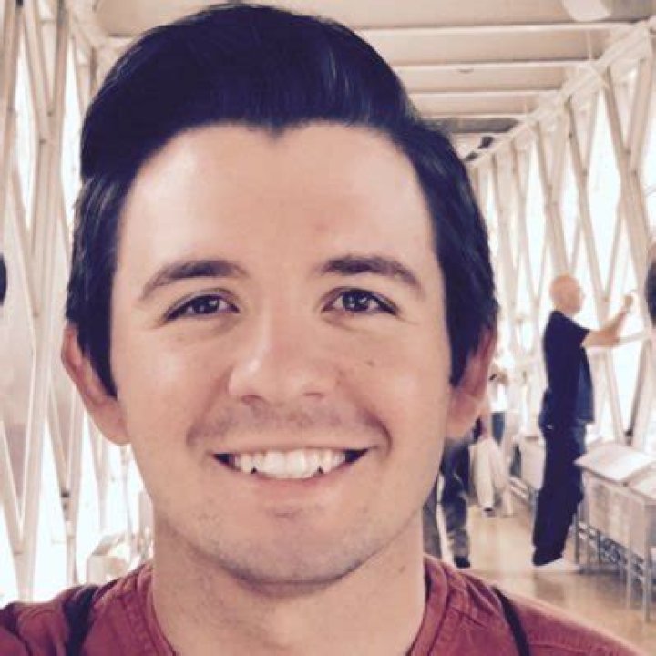 
Zachary Mabry Height, Weight, Net Worth, Age, Birthday, Wikipedia, Who, Nationality, Biography 